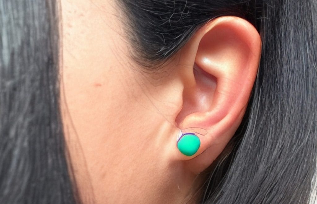 8 modalitati de a scoate lichidul din ureche