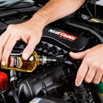 18 Cele Mai Bune Uleiuri de Motor în 2025 – Recomandări Actualizate pentru Autoturisme, Camioane, Agricultură și Motorsports