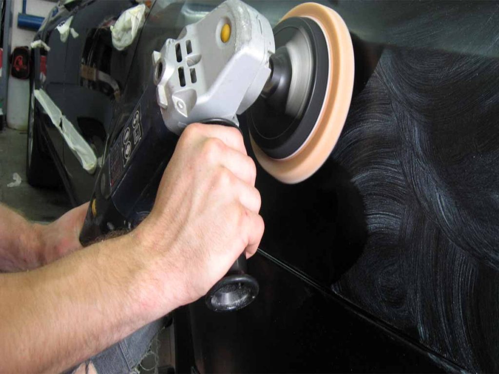 cum se poliseaza masina