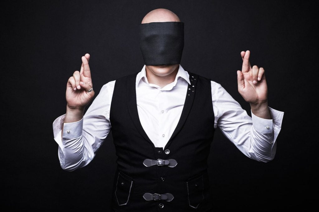 Paranormali si prestidigitatori