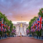 Fondurile de investiții Vanguard Group, State Street Corporation, FMR Fidelity și BlackRock Trust gestionează un capital de trilioane de dolari nume englezesti