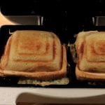 Cum se îndepărtează ațele păstăilor? sandwich maker curatare
