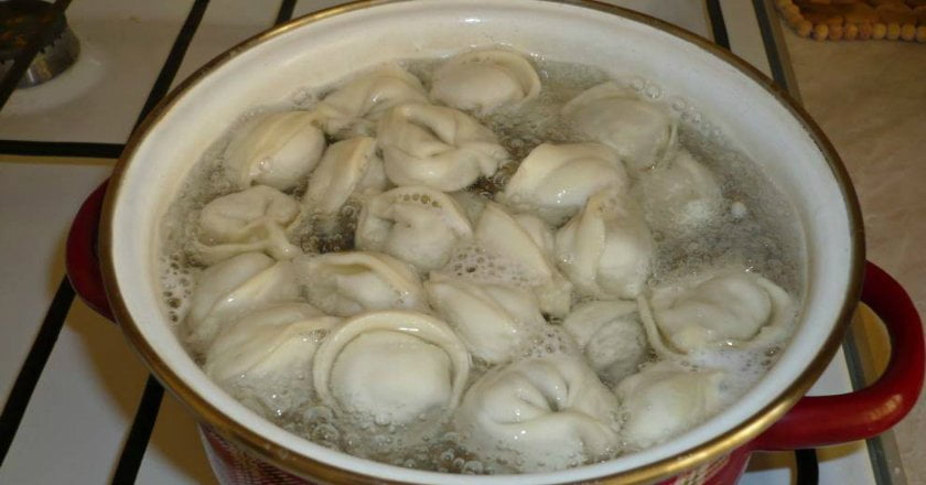 Cum se gătesc gnocchi și cum știi dacă sunt făcute? cum iti dai seama ca sunt facute gnocchi