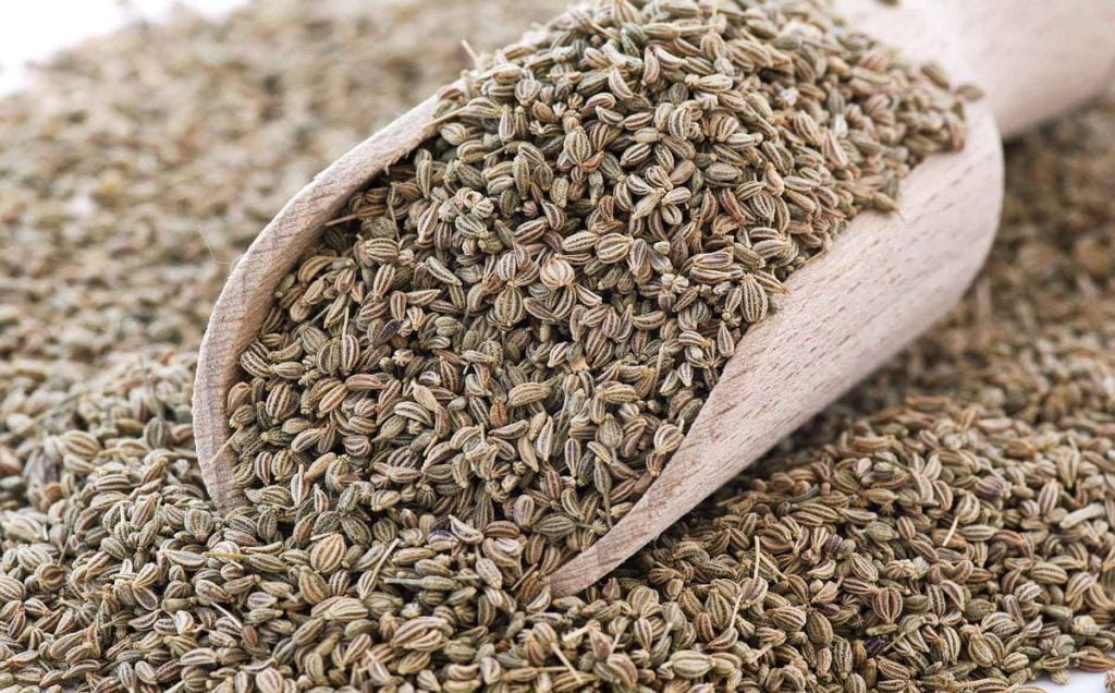 Cum să îți scazi tensiunea arterială cu semințe de țelină?