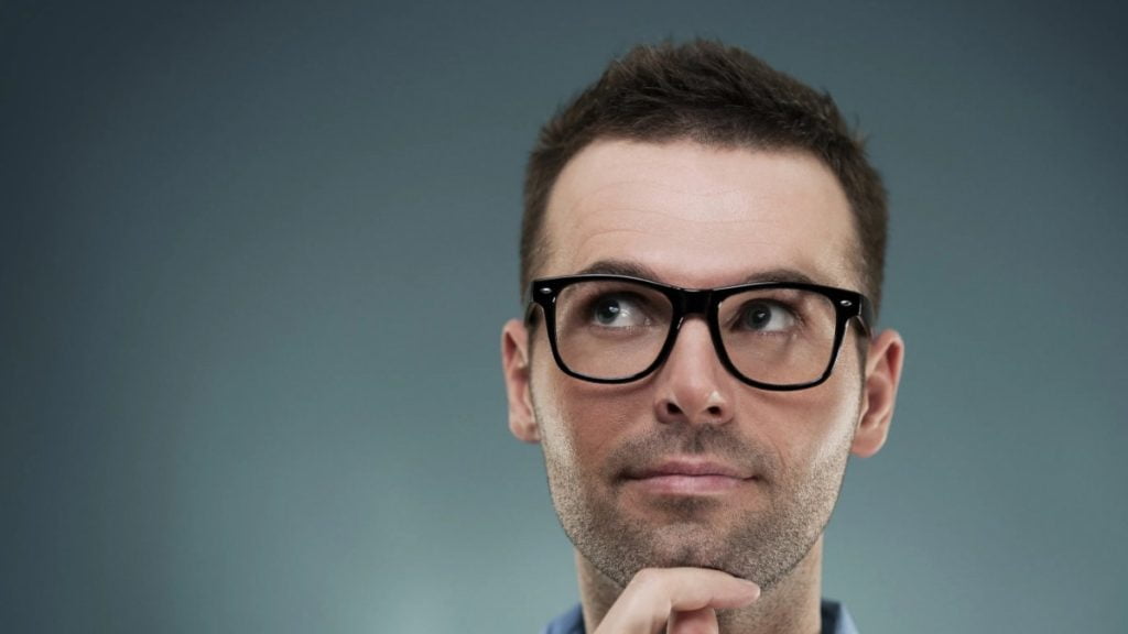 De ce când înmulțim un număr negativ cu un număr negativ, rezultatul este pozitiv?