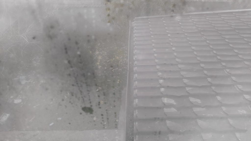 Cum Să Protejezi Ferestrele de Condens și Să Te Bucuri de O Casă Caldă și Uscată