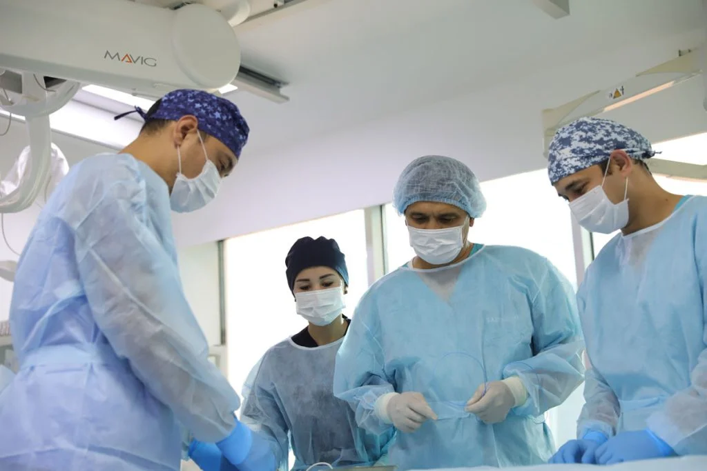10 cei mai buni medici specializați în chirurgie vasculară din România