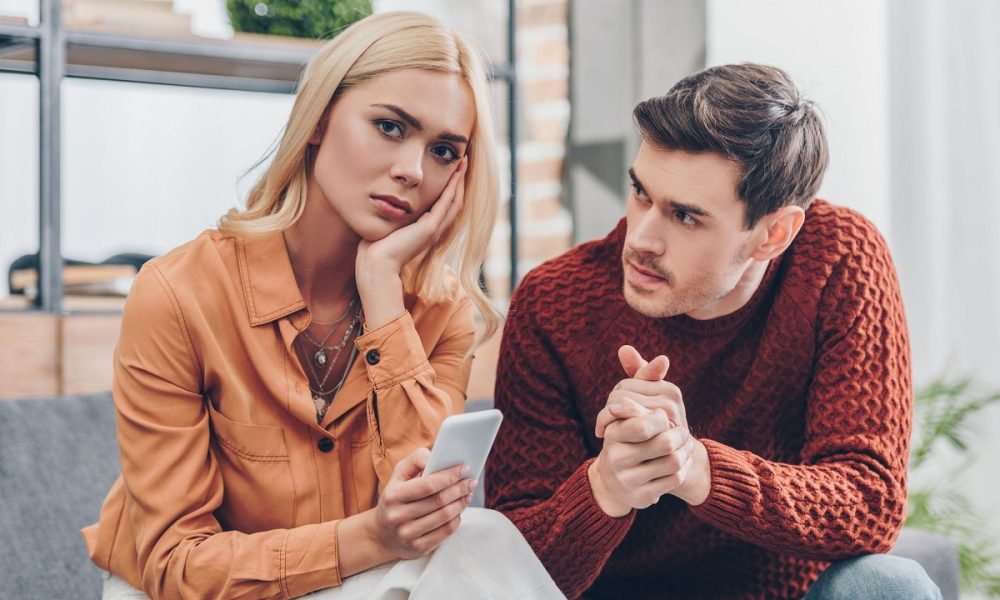 140 de Întrebări Incomode și Provocatoare pentru iubitul tău: O Cale Spre o Conexiune Mai Profundă și o Iubire Mai Adevărată intrebari pentru iubit