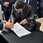 Cum să îi ceri numărul de telefon unei fete? Arta subtilă pentru încredere și succes top 10 cei mai buni jurnalisti romani